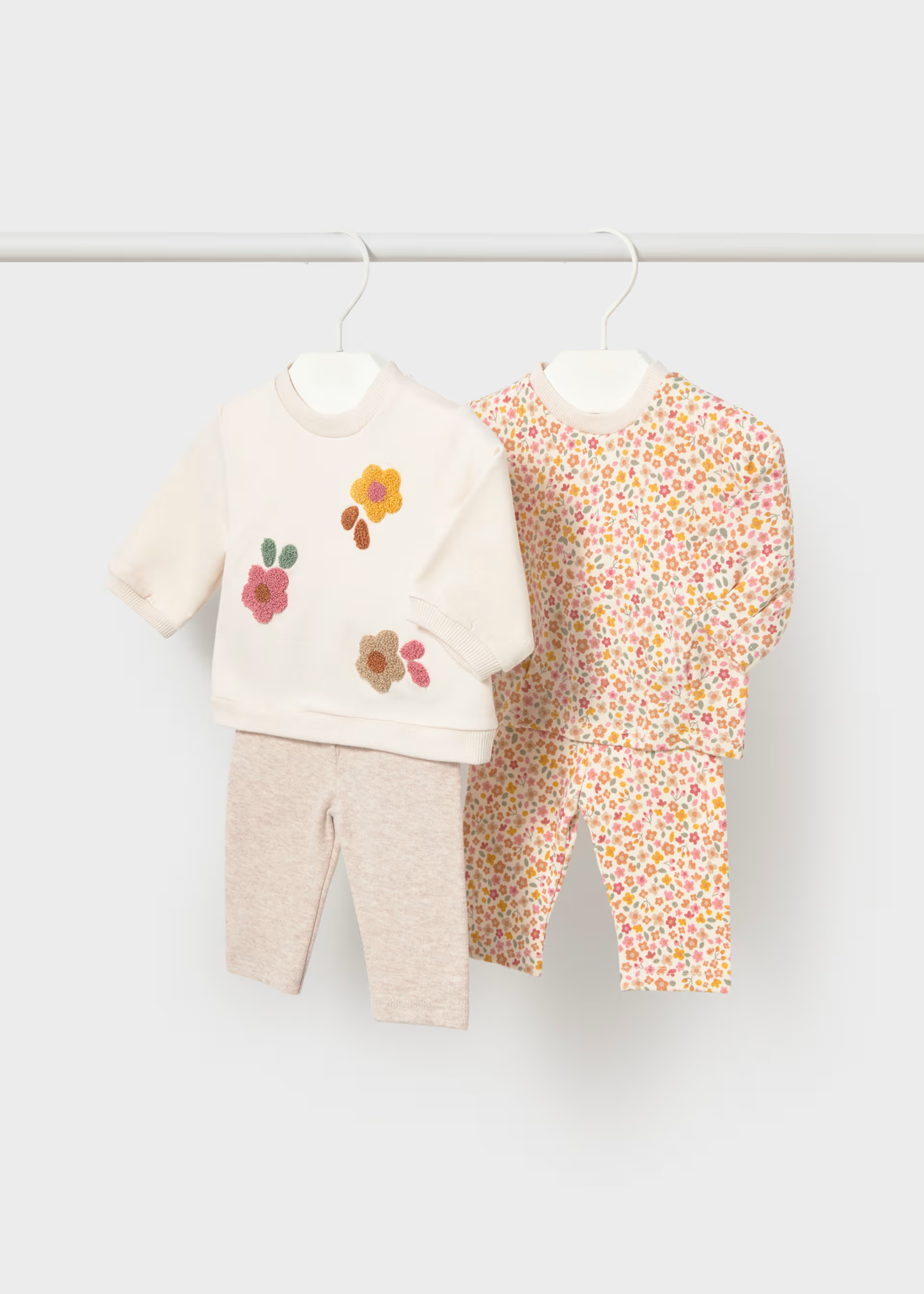 Newborn Girl 4-Piece Set - Oat Heather