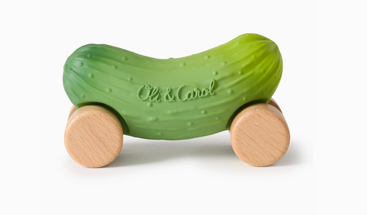 Oli & Carol Toy Car