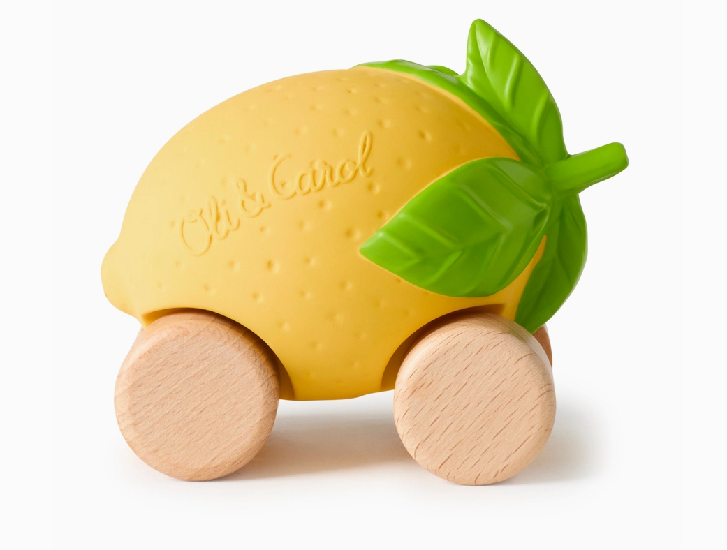 Oli & Carol Toy Car